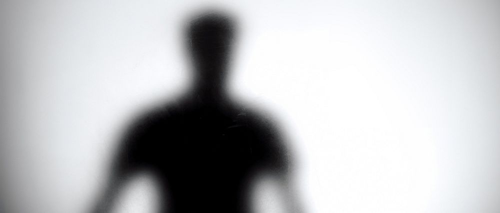 Unscharfe Silhouette einer Person